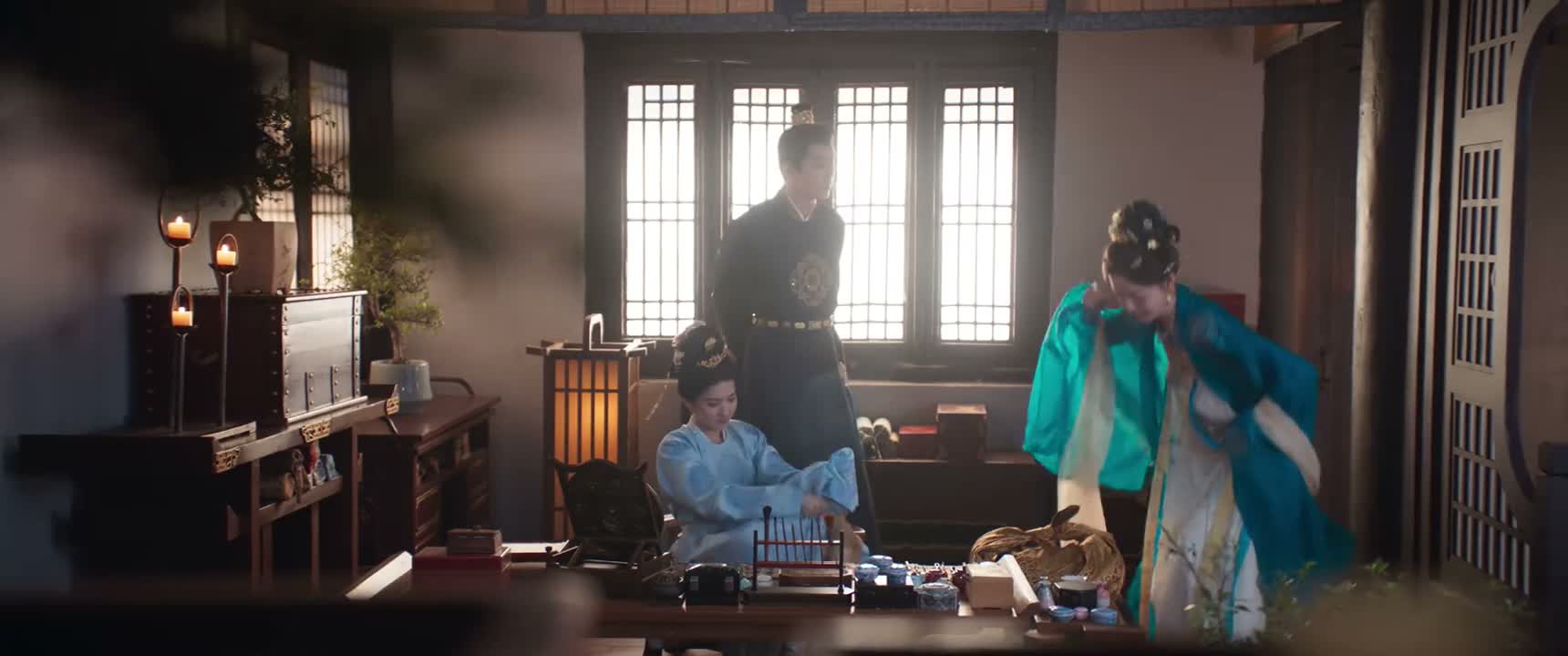 你何时能学会进来敲门呐