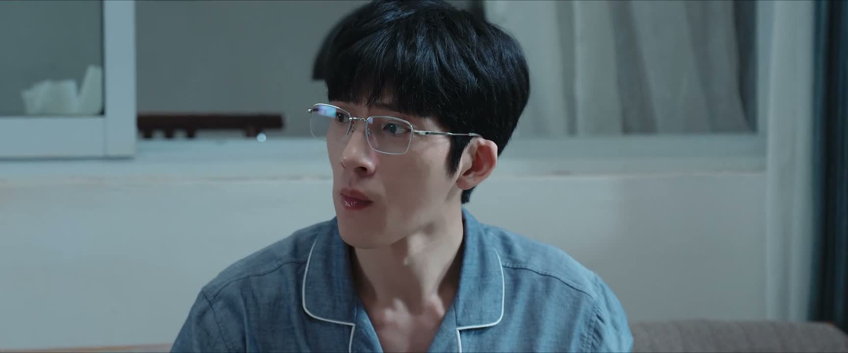 瞧你那个没出息样儿