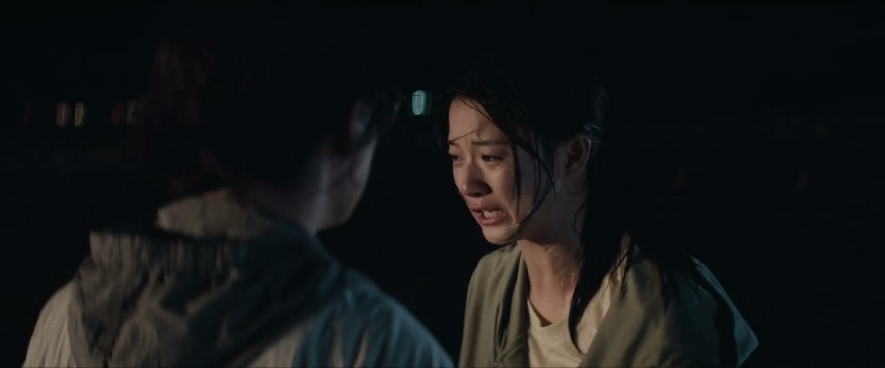 他就是一个魔鬼 他是个禽兽