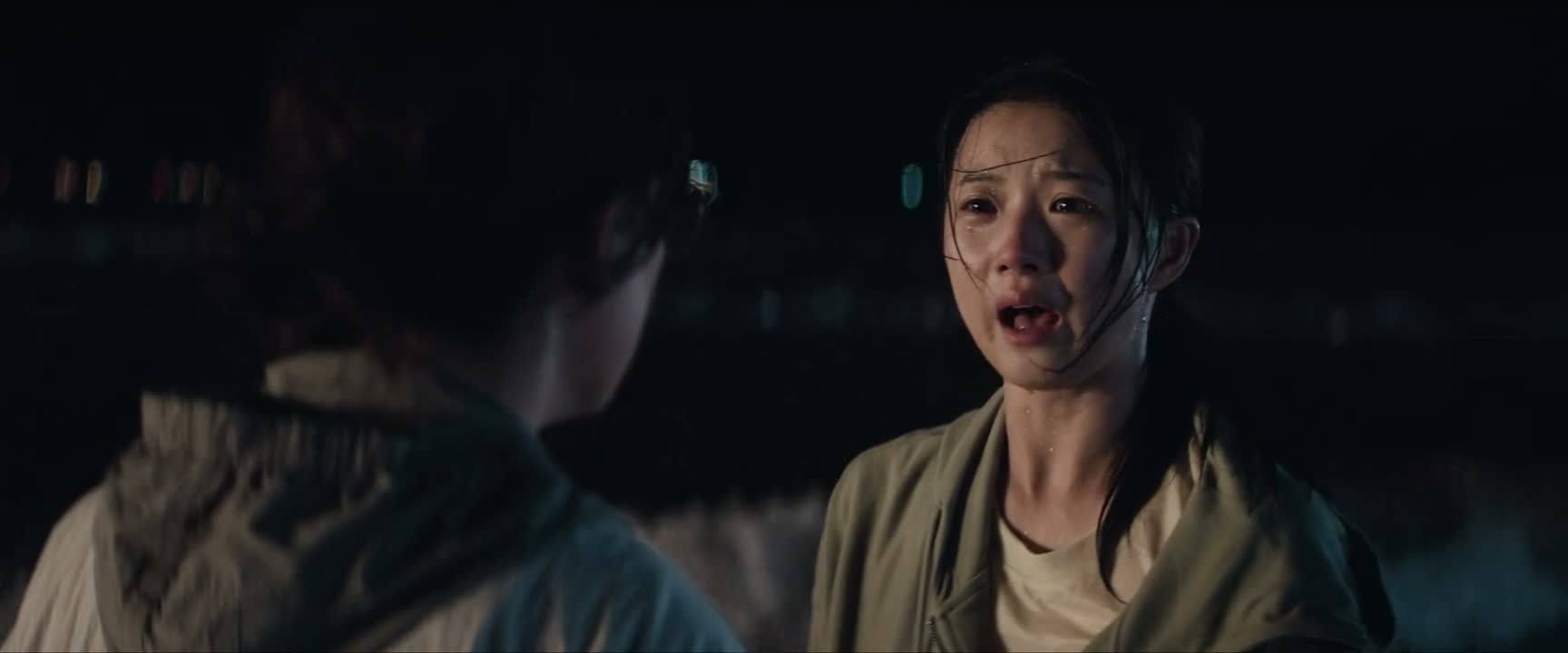 我爱上的根本就不是一个人
