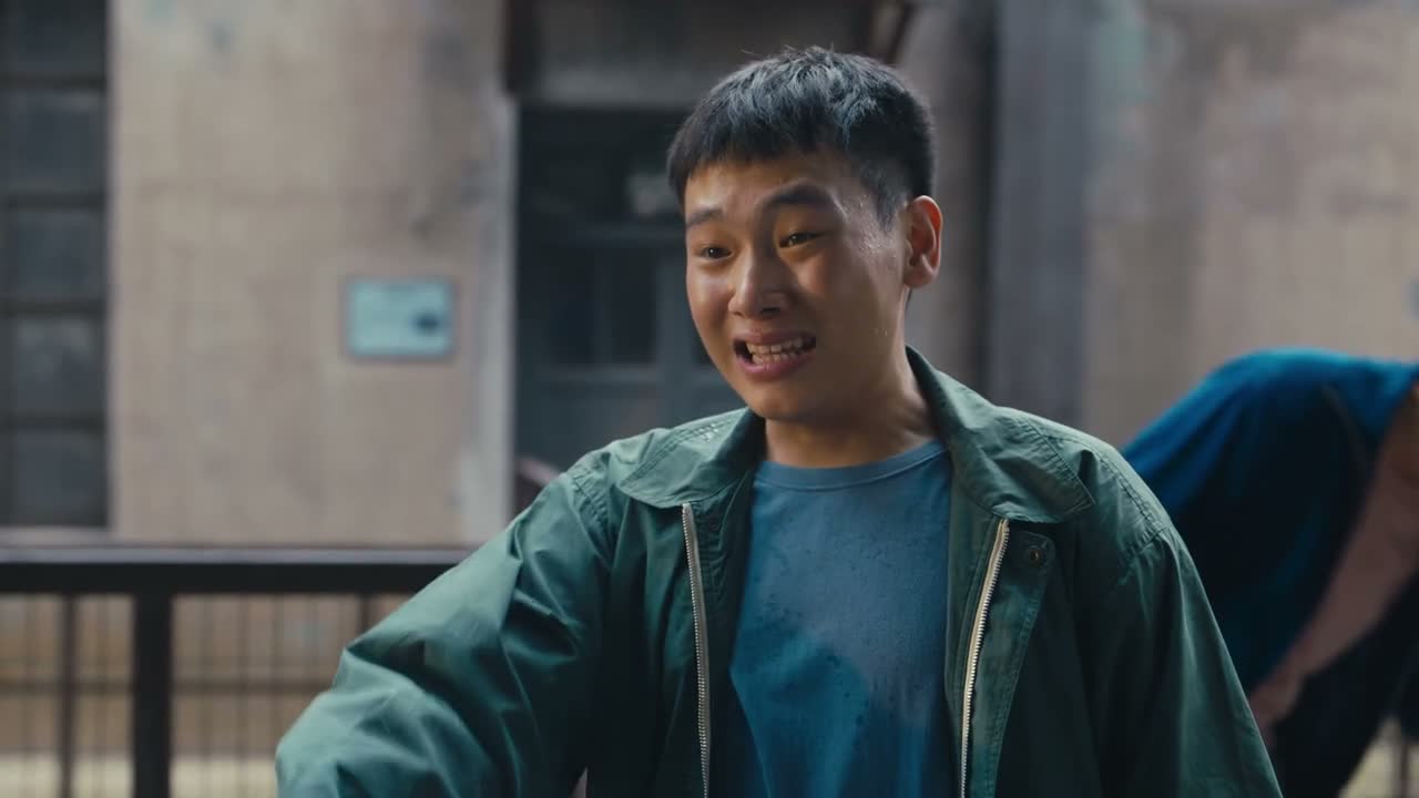 你万一你开那飞机被敌机击落