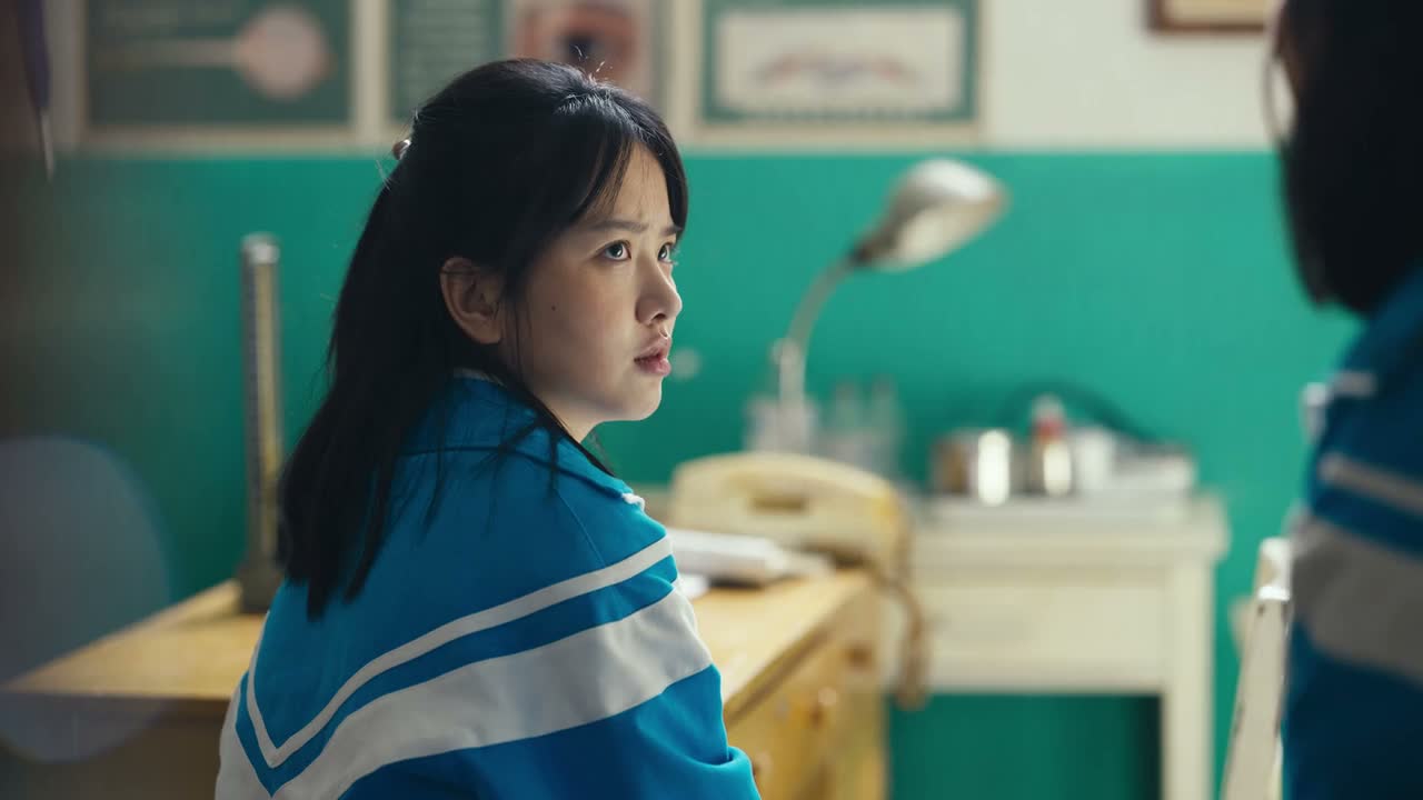 指定是小满砸的