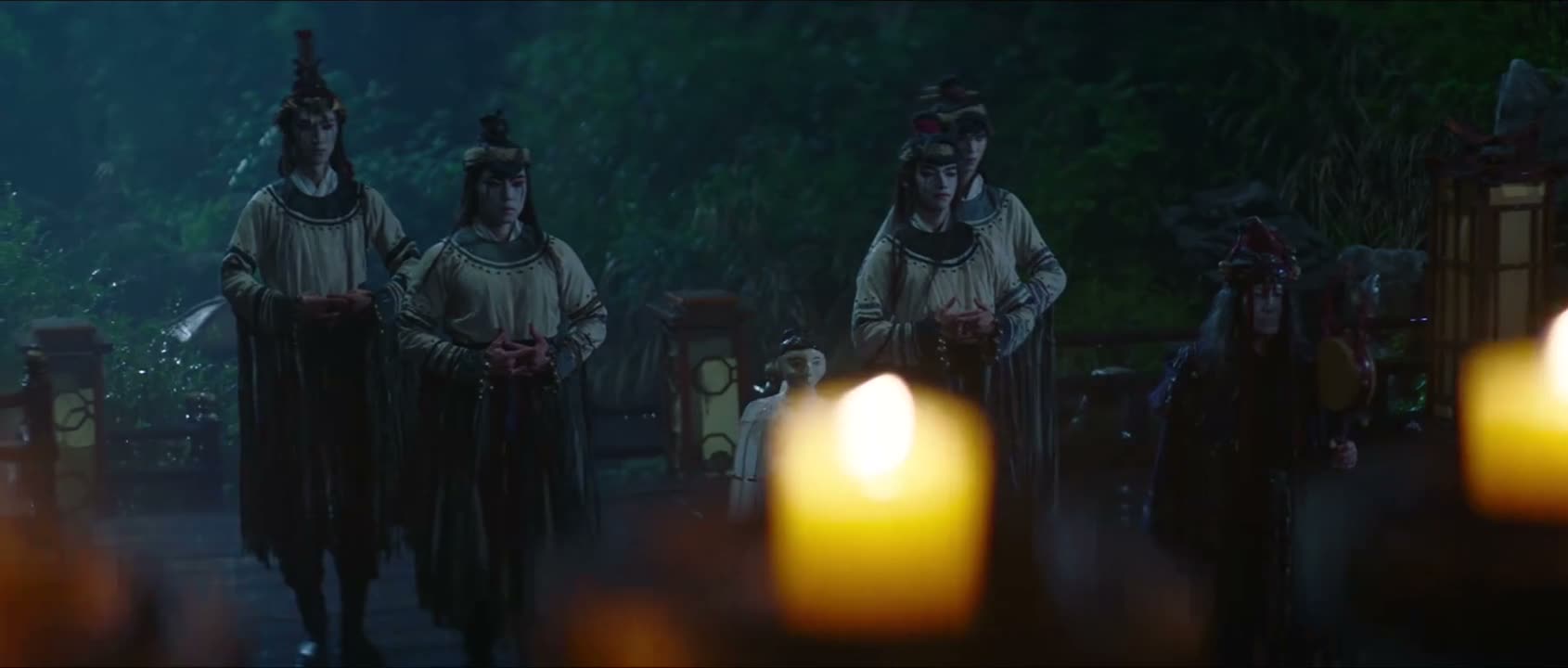 你已经走了两年了