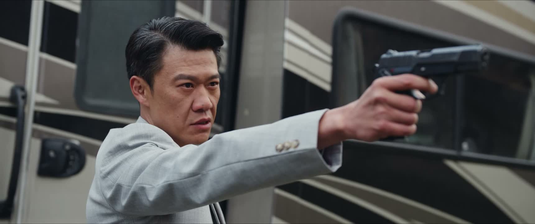 警察为什么要找他