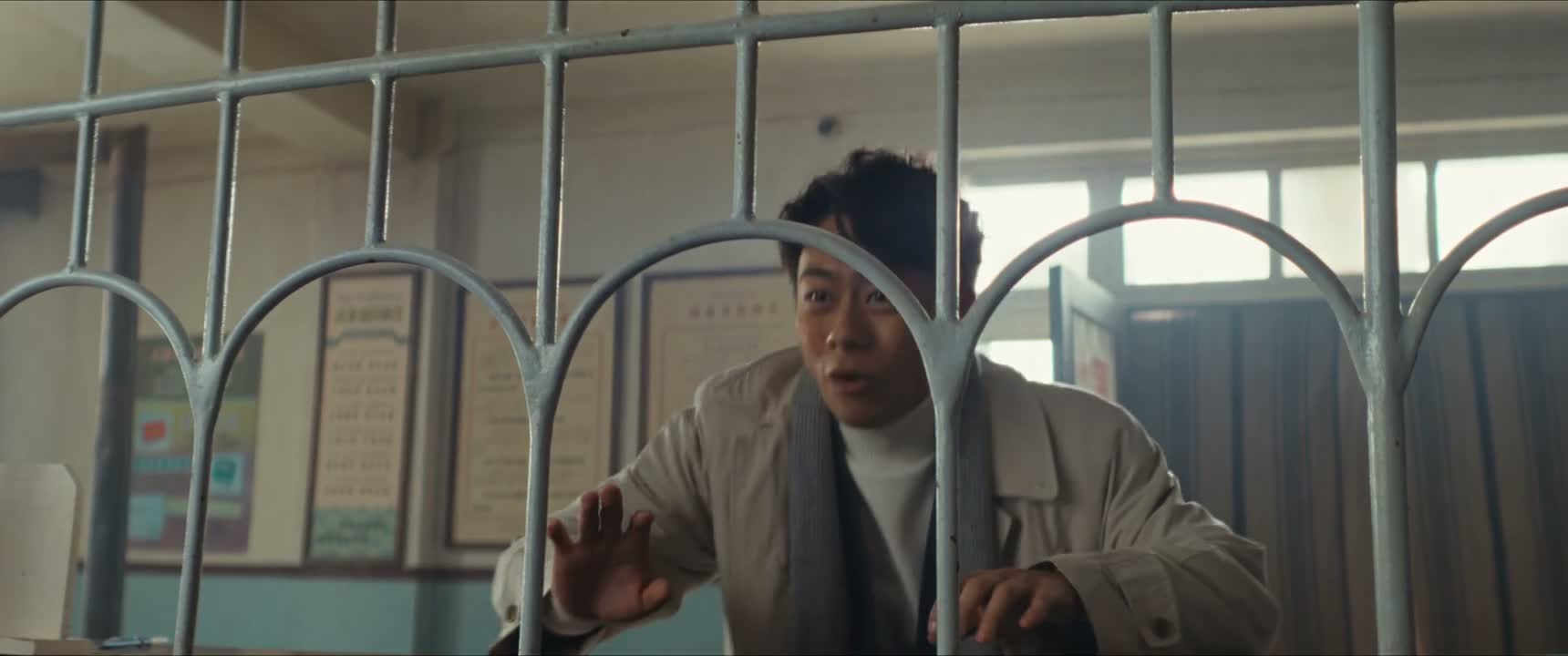 我能不能请你 帮我个忙啊