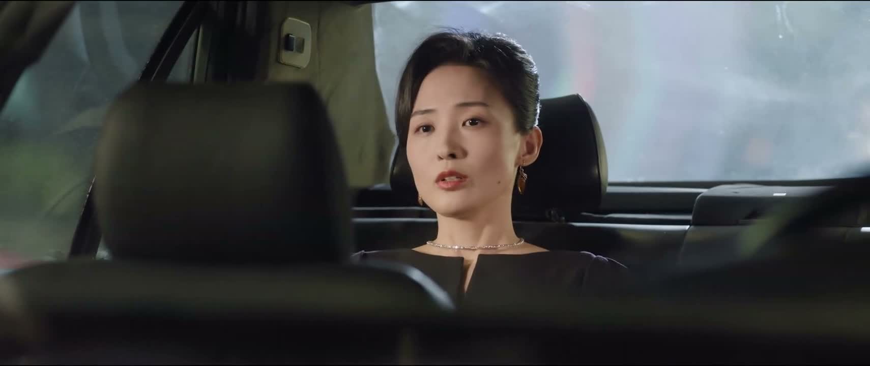 恐怕以后都要她养喽