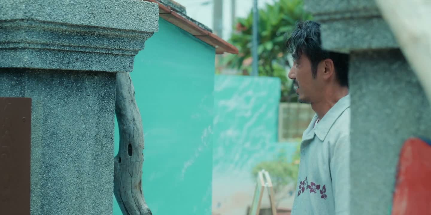 反正家跟老爸在这里