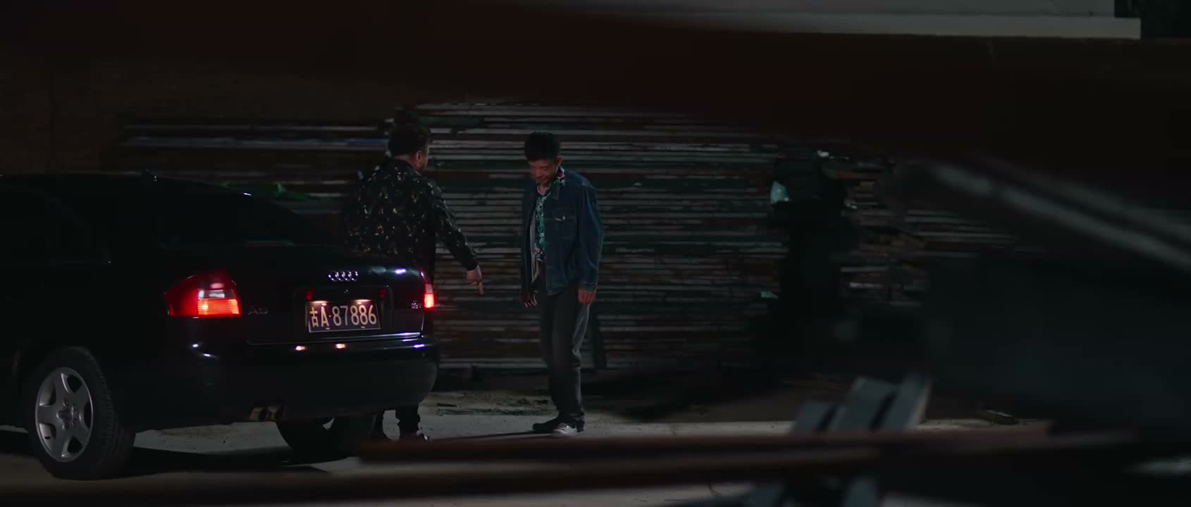 不是 打一个老头都打不明白