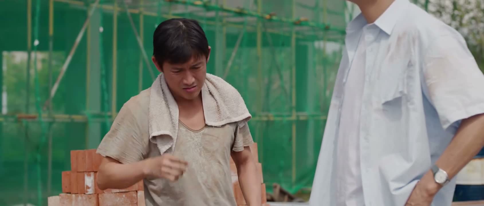没想跟他动手来的