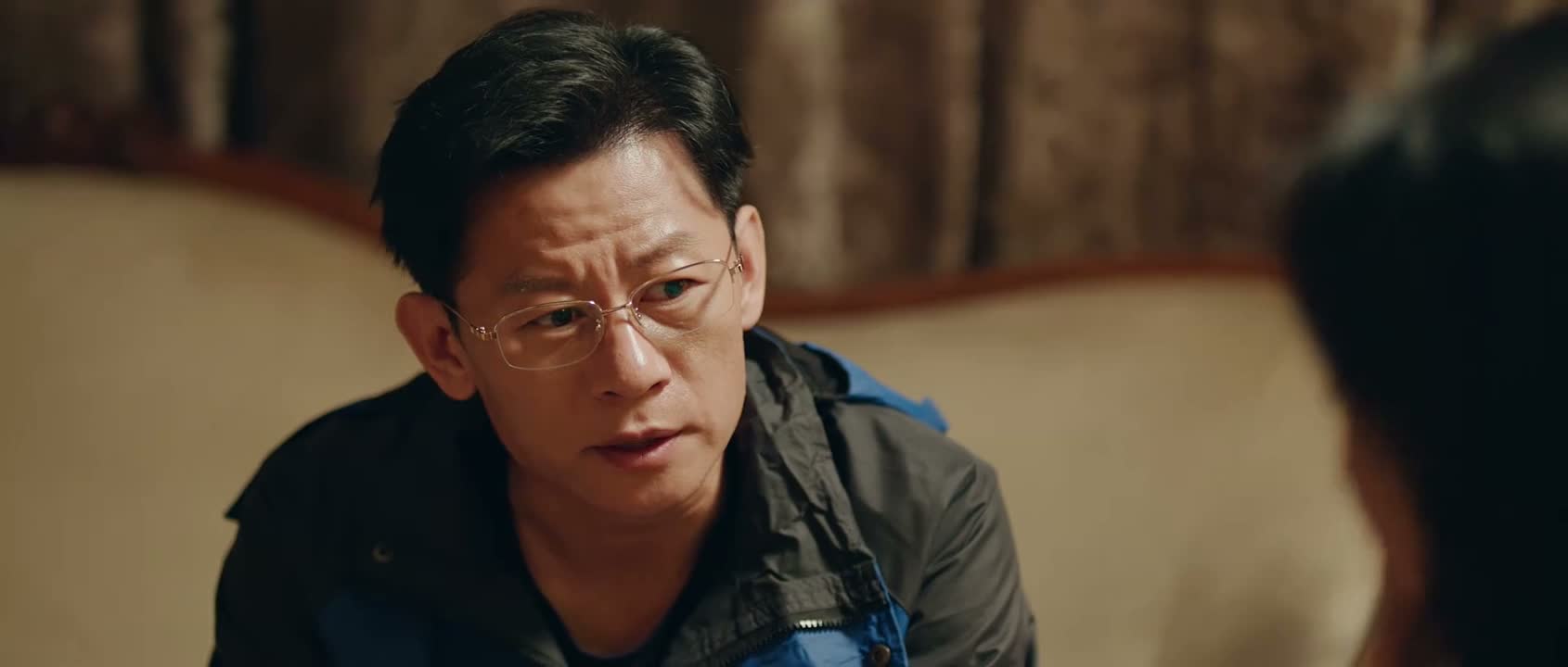 他一时半会儿应该回不来