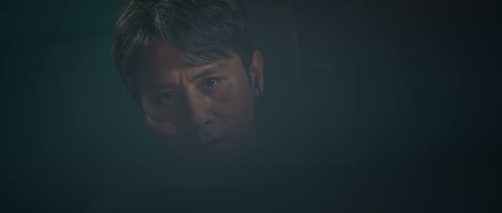 现在才不像才盛集团董事长呢