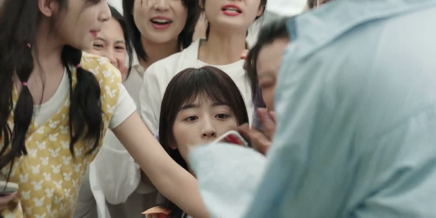 停 上赶着送人头呀