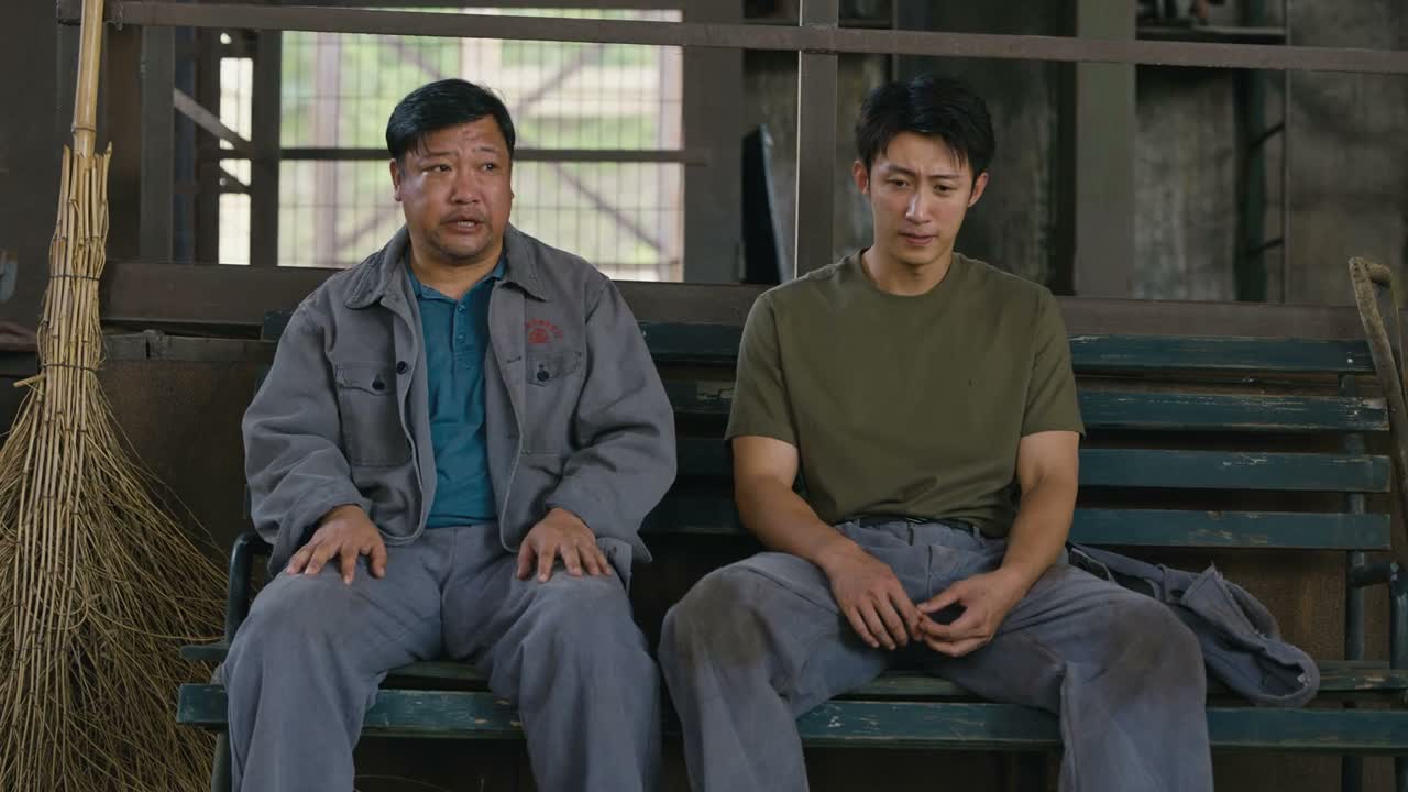 词挺 挺硬 大手拉小手