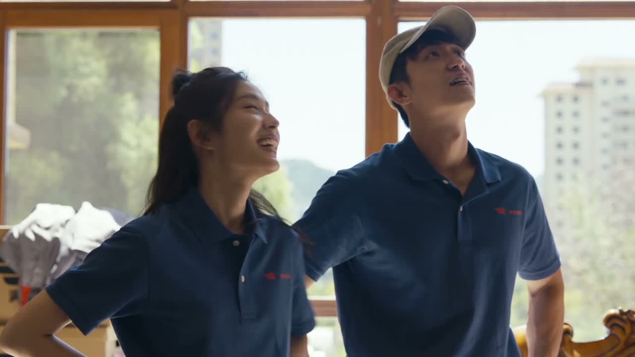 每层给我铺得满满当当的