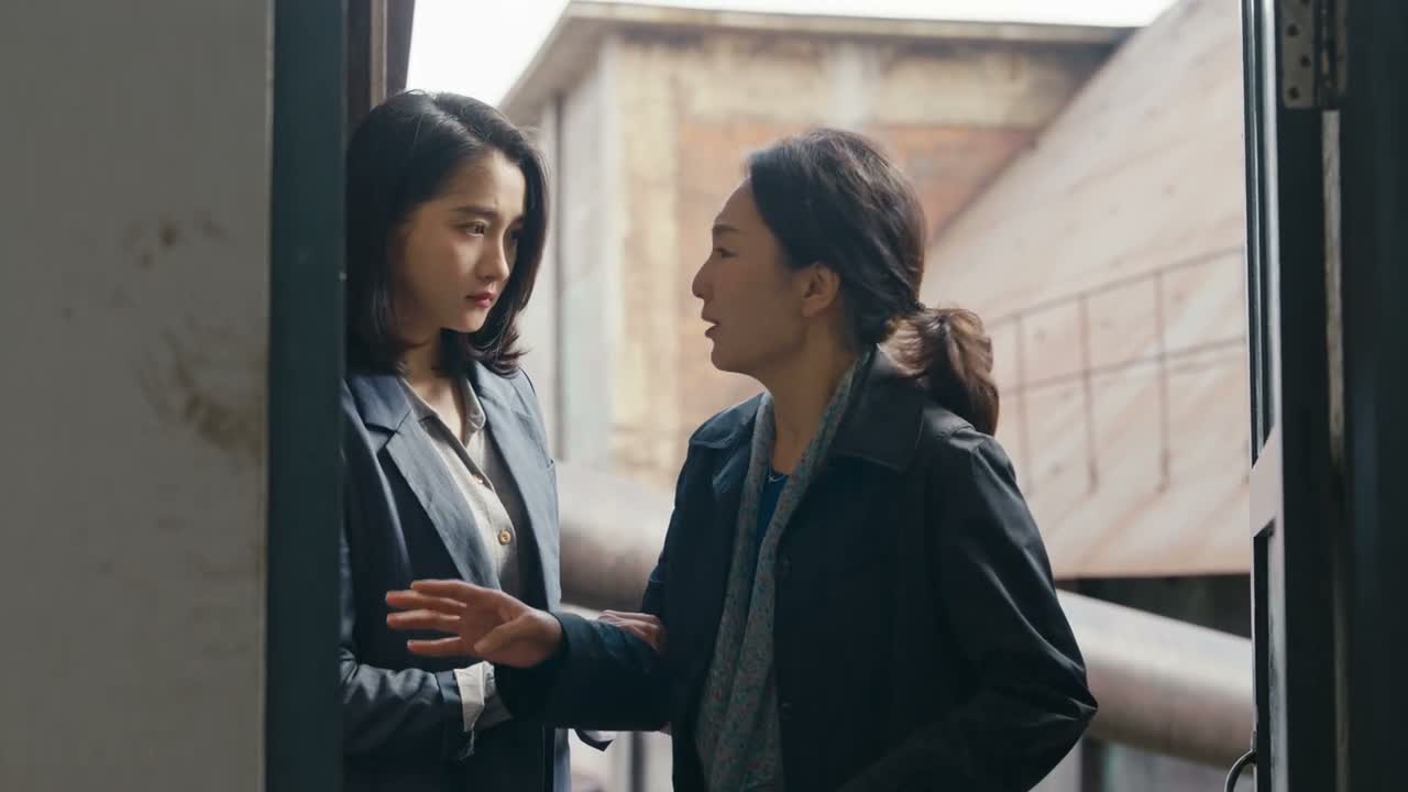 他可以头也不抬起来的