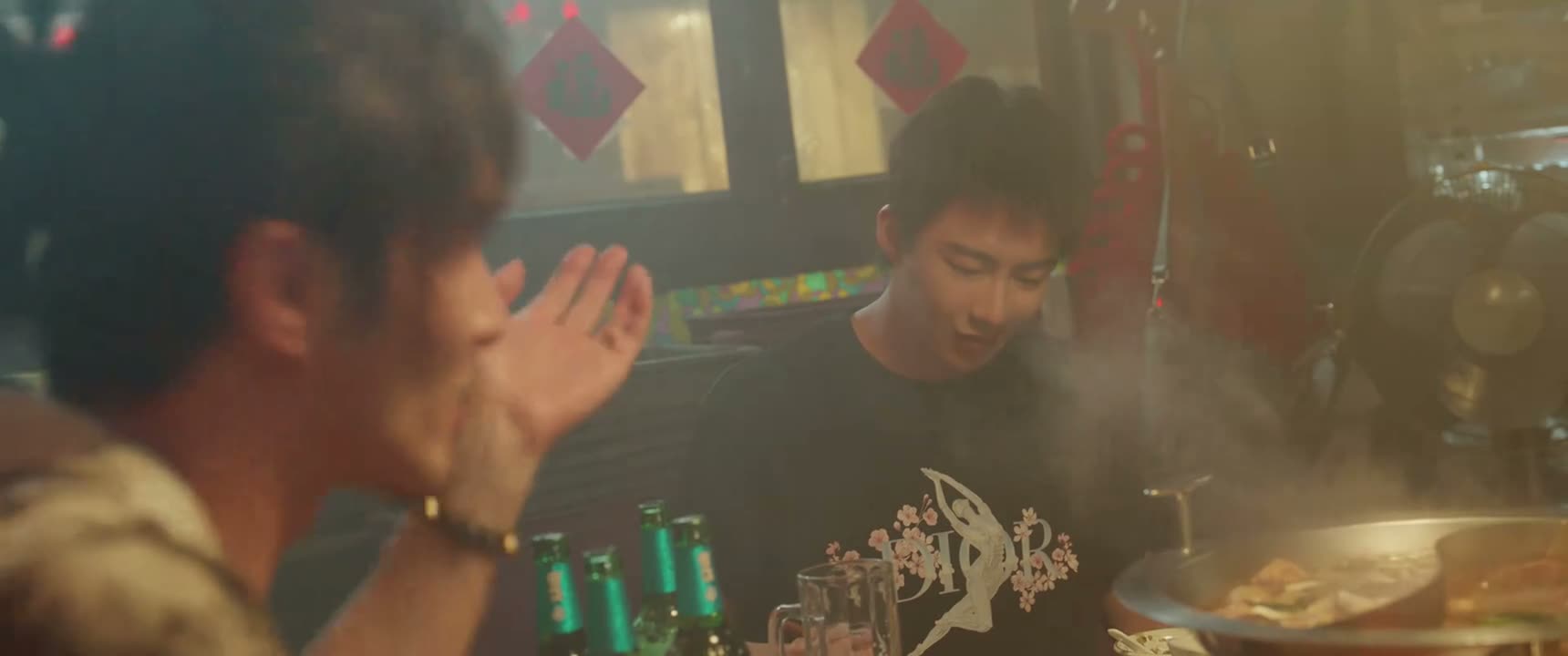 终于有个傻帽栽进来了