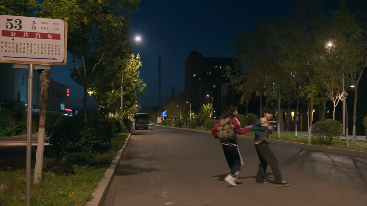 就显着你了 臭显摆