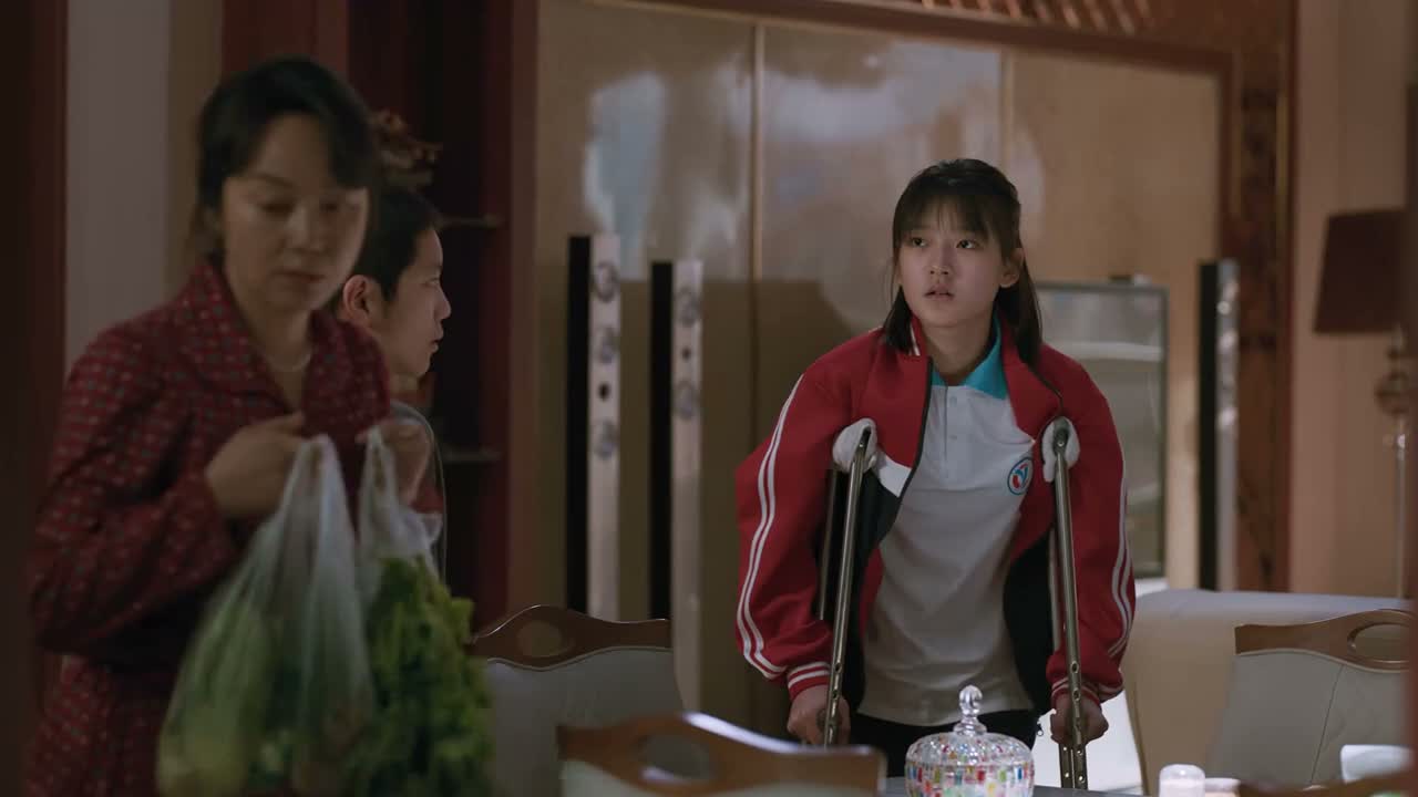 生意不顺把气撒在你身上