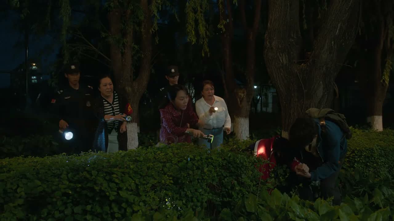 疼 任小名 干什么呢你