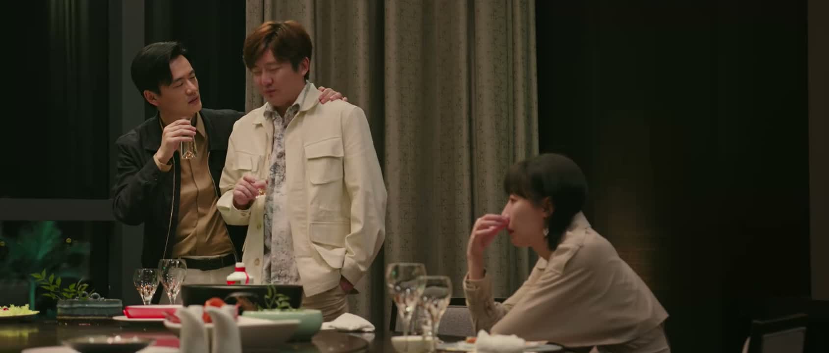 你不要老是余鸣余鸣的