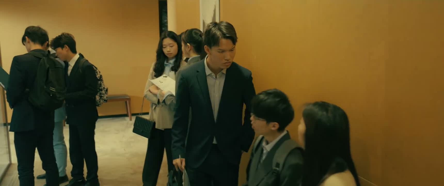 一个月才四千块钱 四千怎么你还来啊