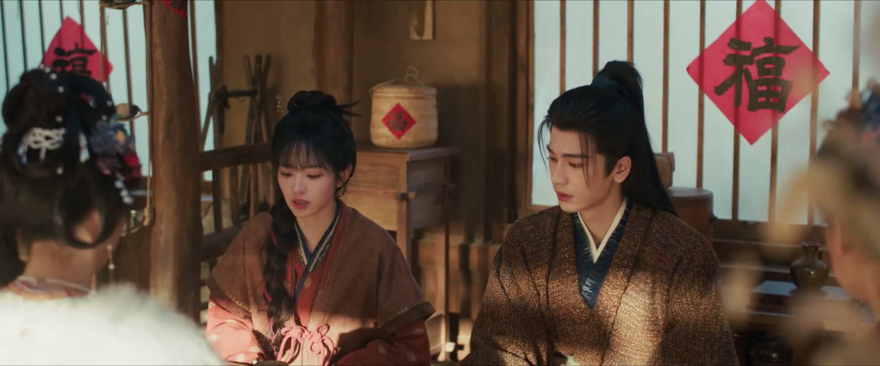 带这些贵东西做什么