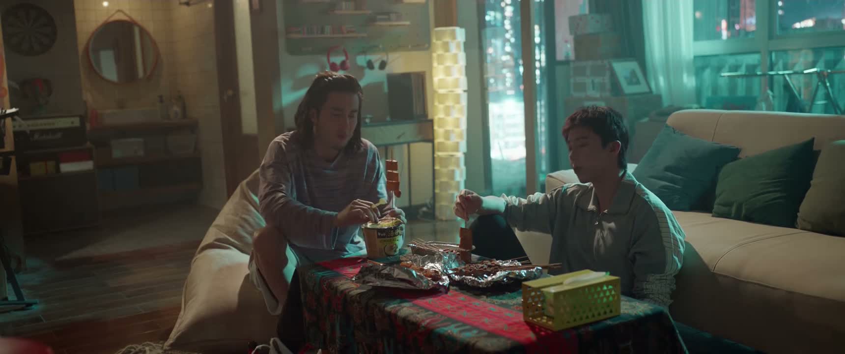 那简直就是脱裤子放屁啊