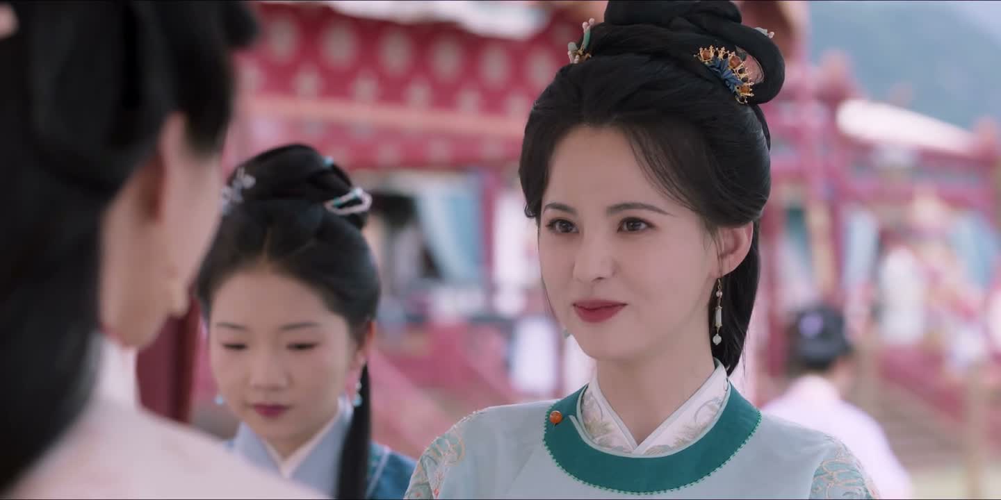 好 我带你们去换衣服