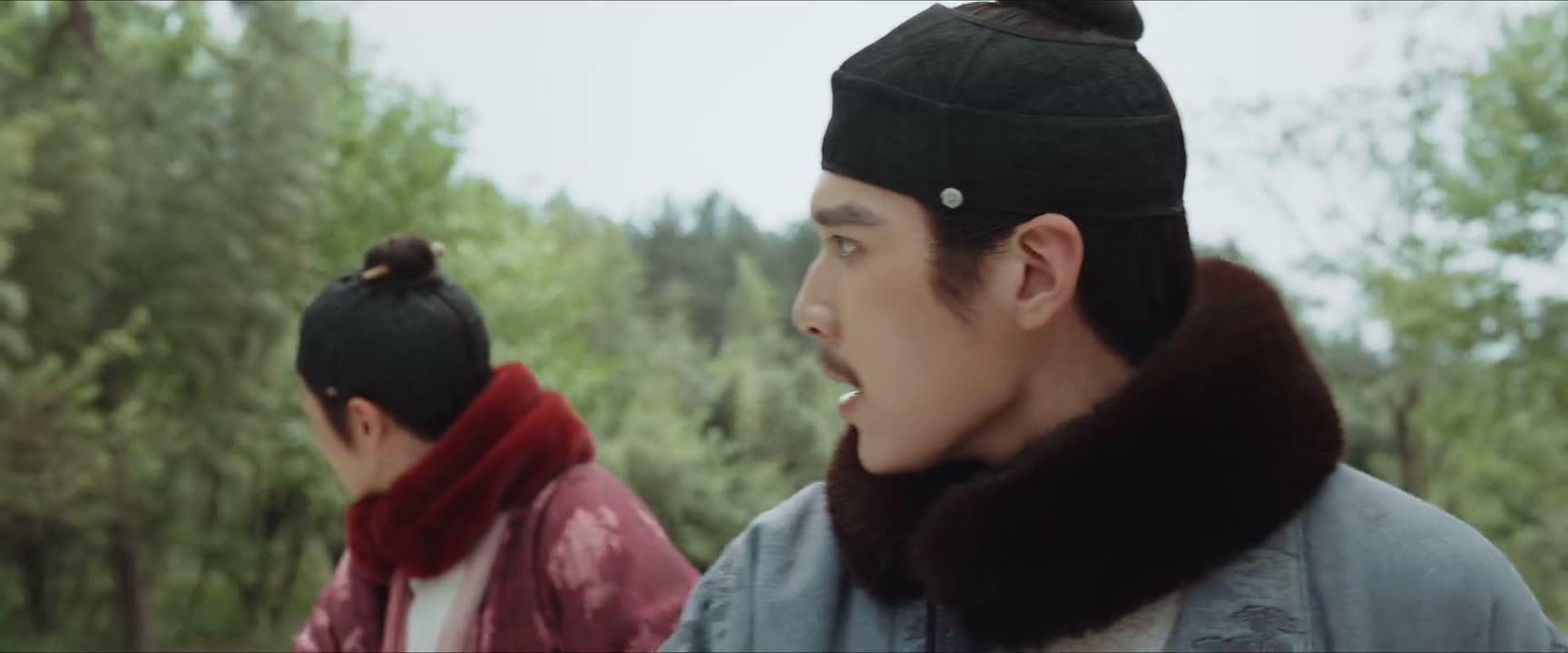哥 那不是陈君山吗