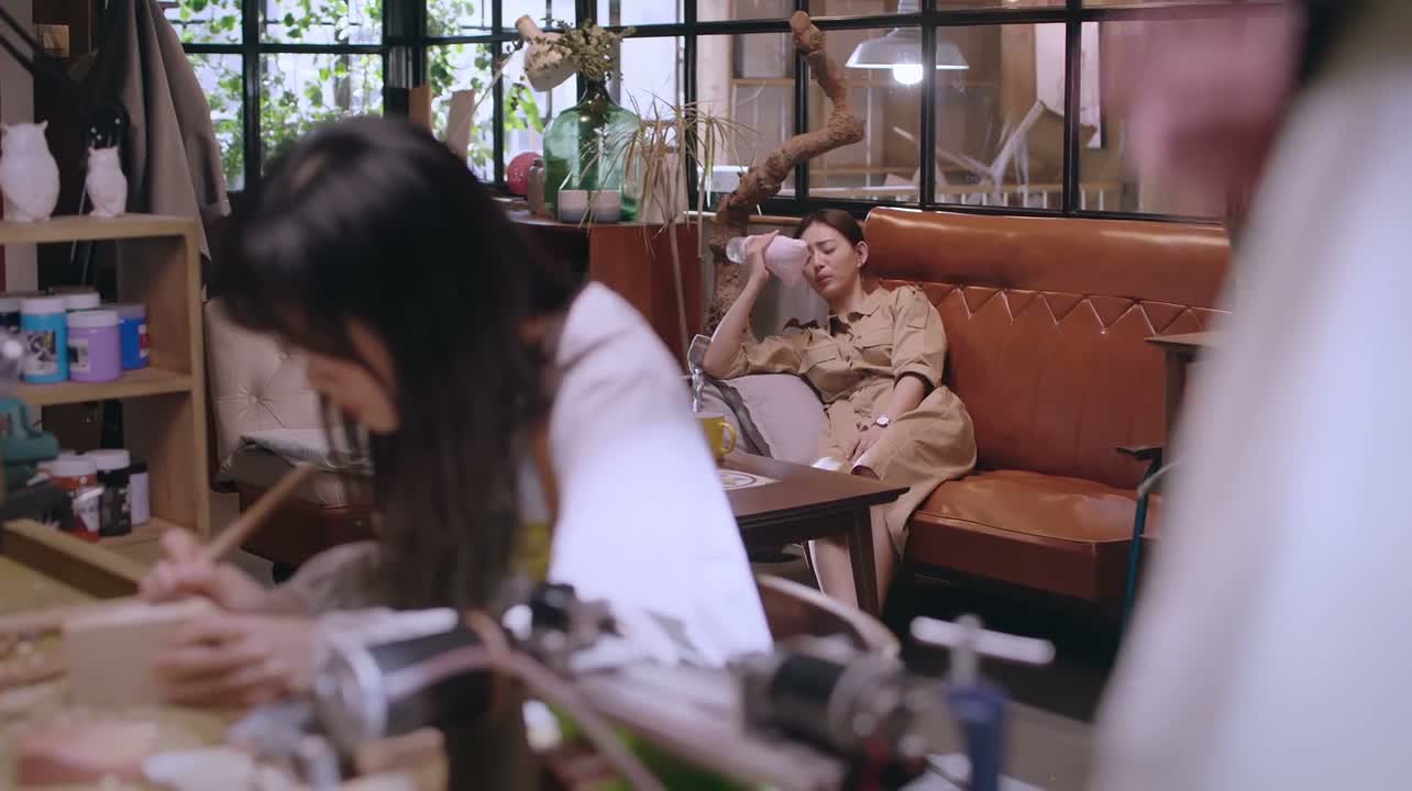 解释了也不听 多半凑热闹