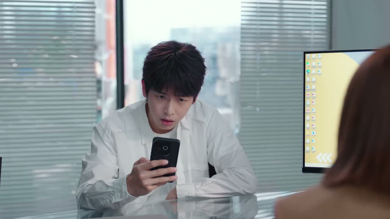 但想换一个画师 不行吧 不能换了小阮啊