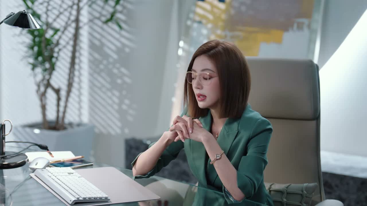 司马先生在临走之前跟我们说