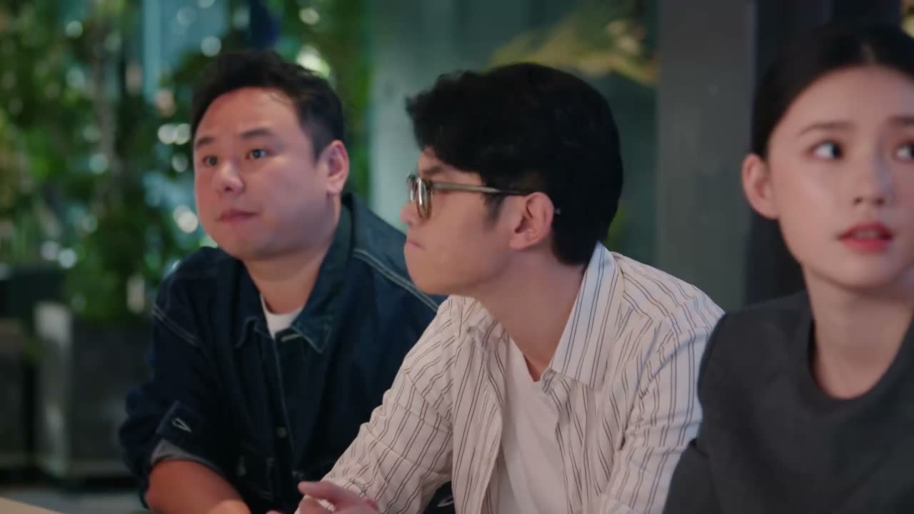 我们可以先看一下他的画风 他的粉丝数量