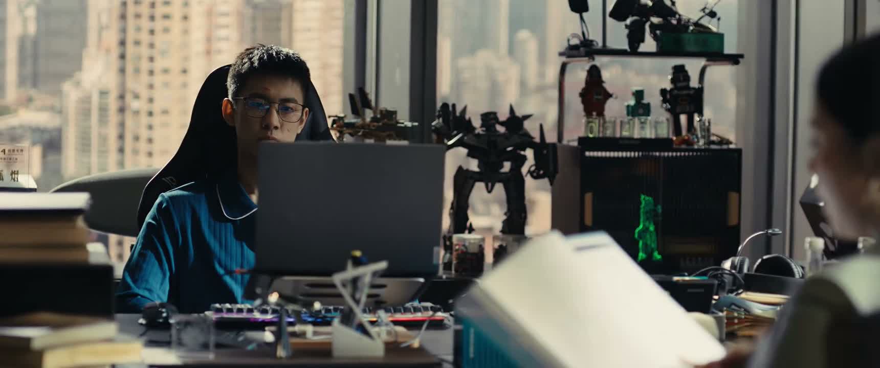 给林展翘一天的时间吧 让她高兴高兴