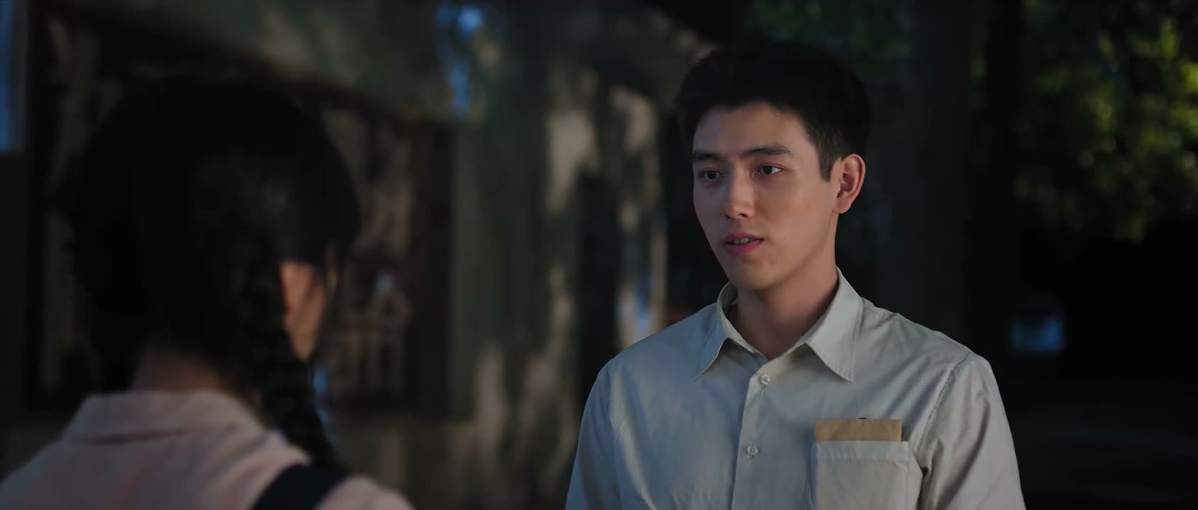 要不你明天再跟我说