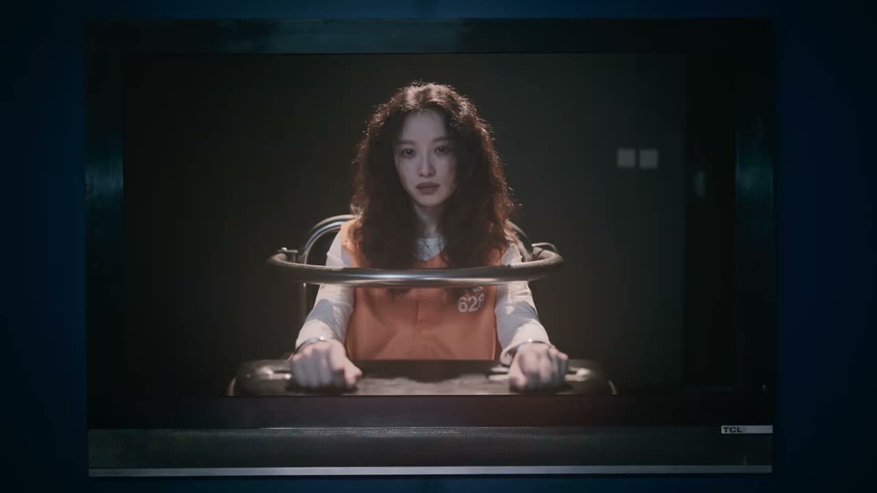 他就是个自私又贪婪的傻子