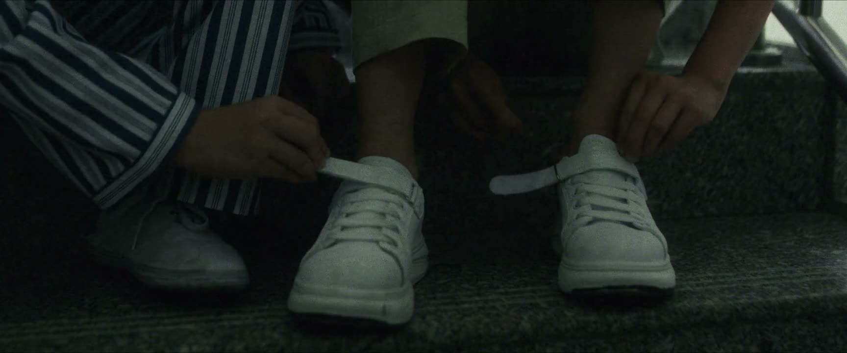 你都送我礼物了 但我没钱给你买礼物