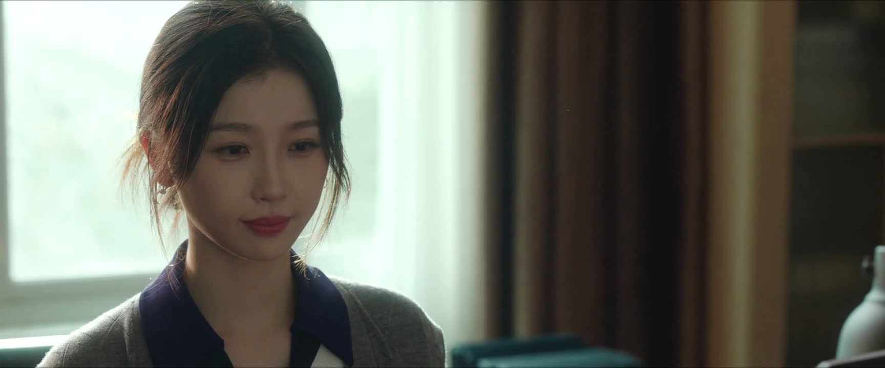 行了行了 都散了吧 回去上课吧