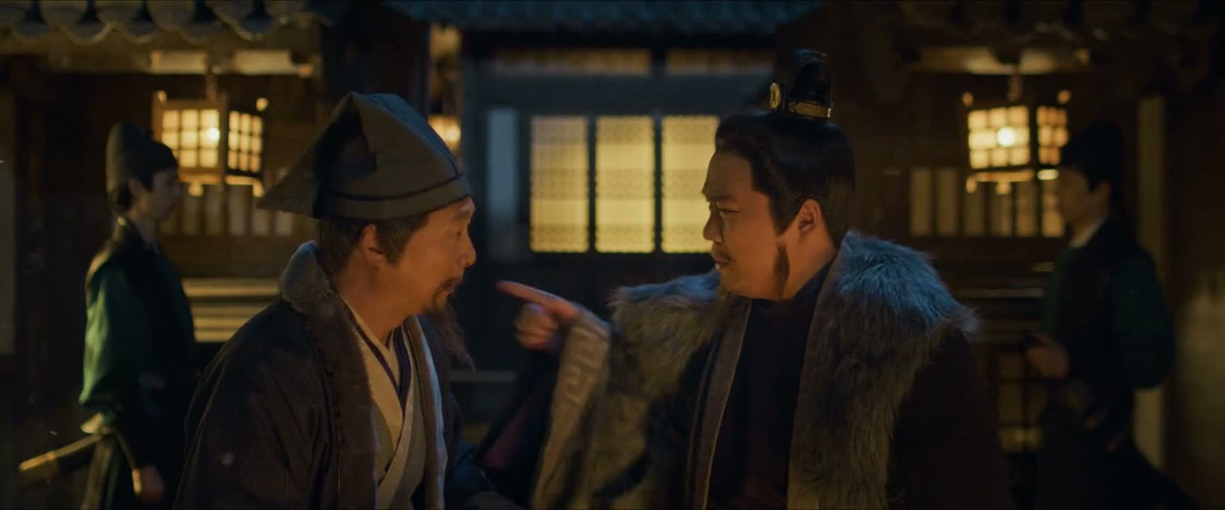 这回马屁拍到马蹄子上了