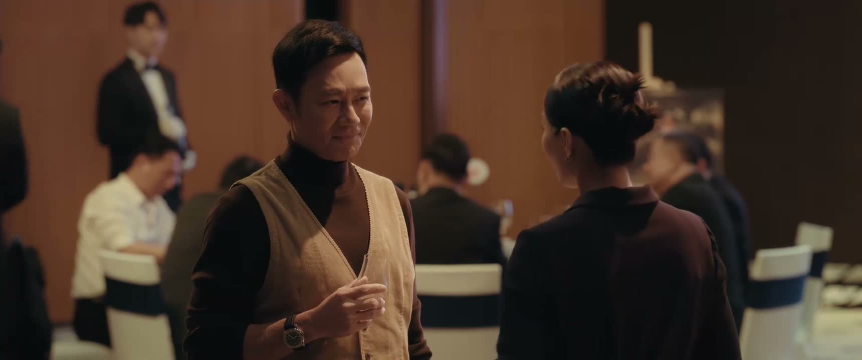 不过呢 那天晚上是沈总第一次见我