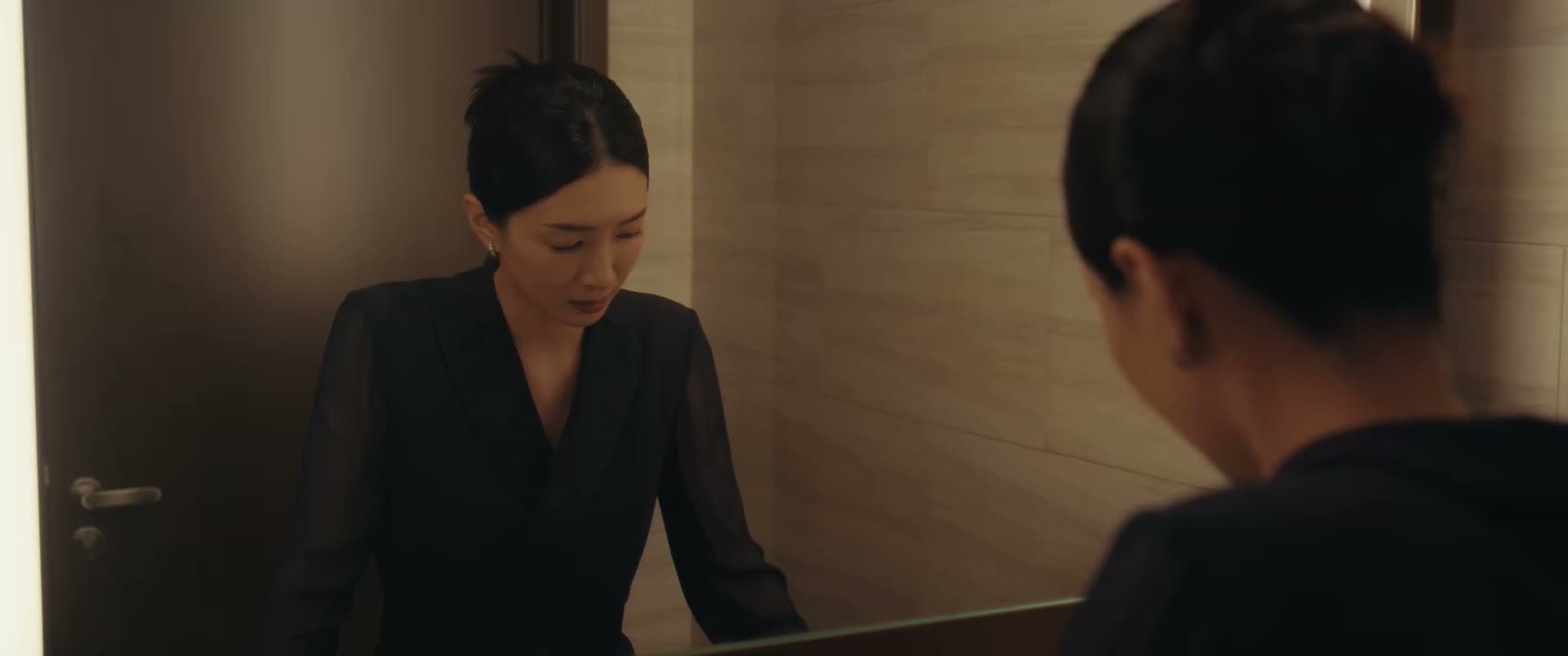 对 两个副总反对