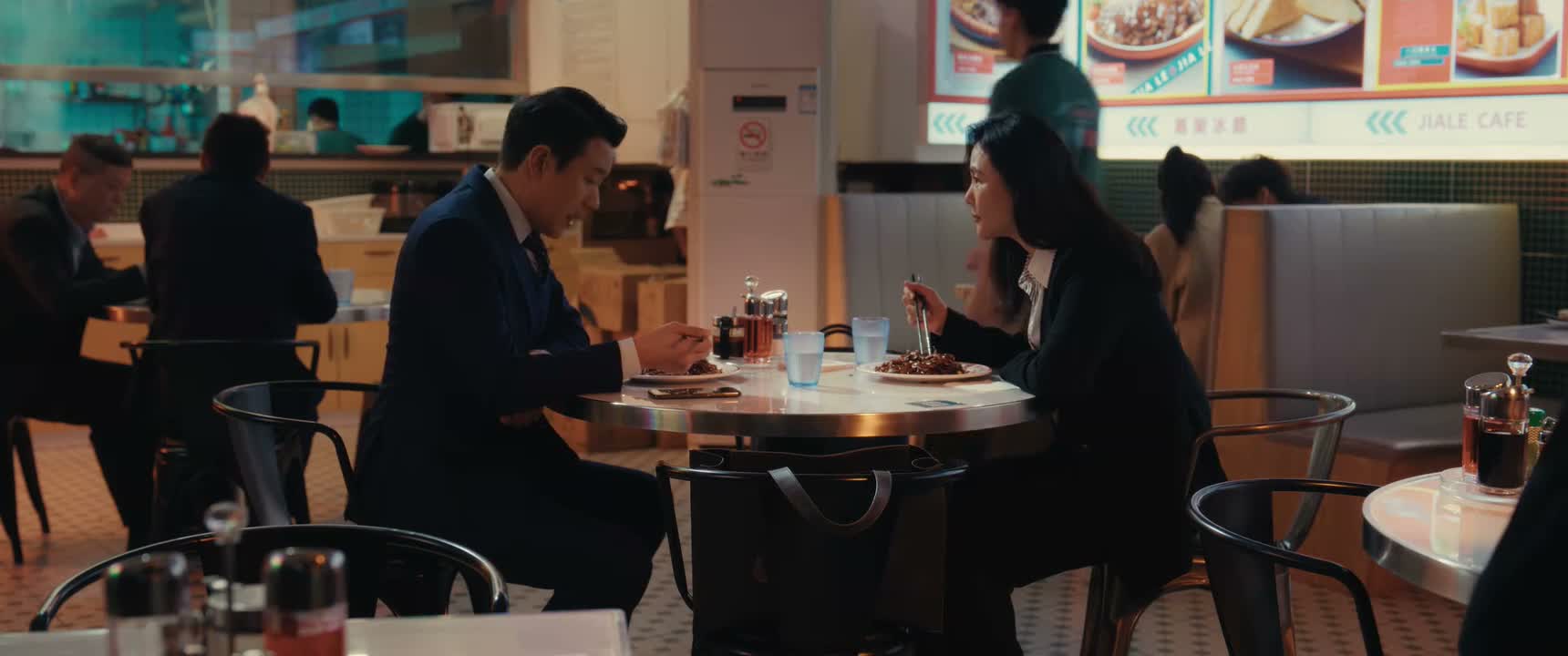 看着是不错 但都这个点了 吃碳水