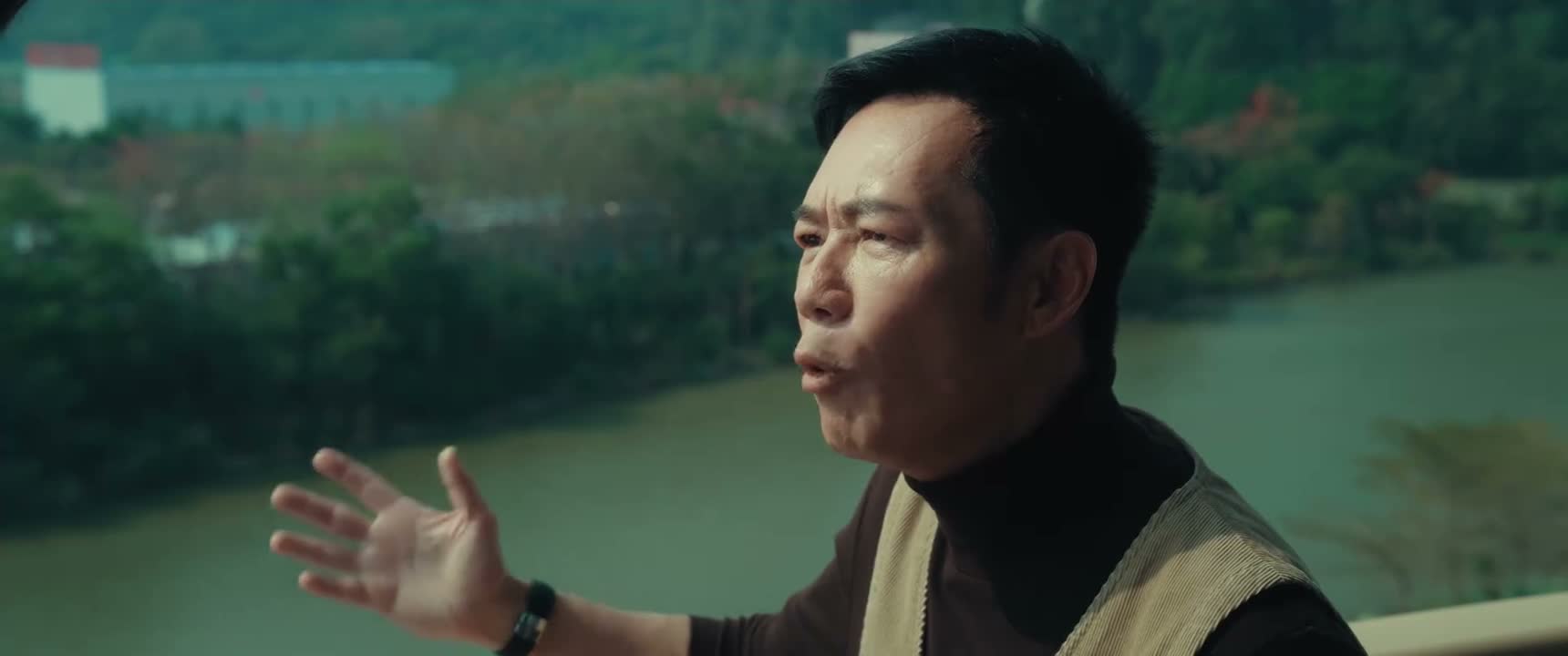 你就不要给她任何机会 去证明她可以