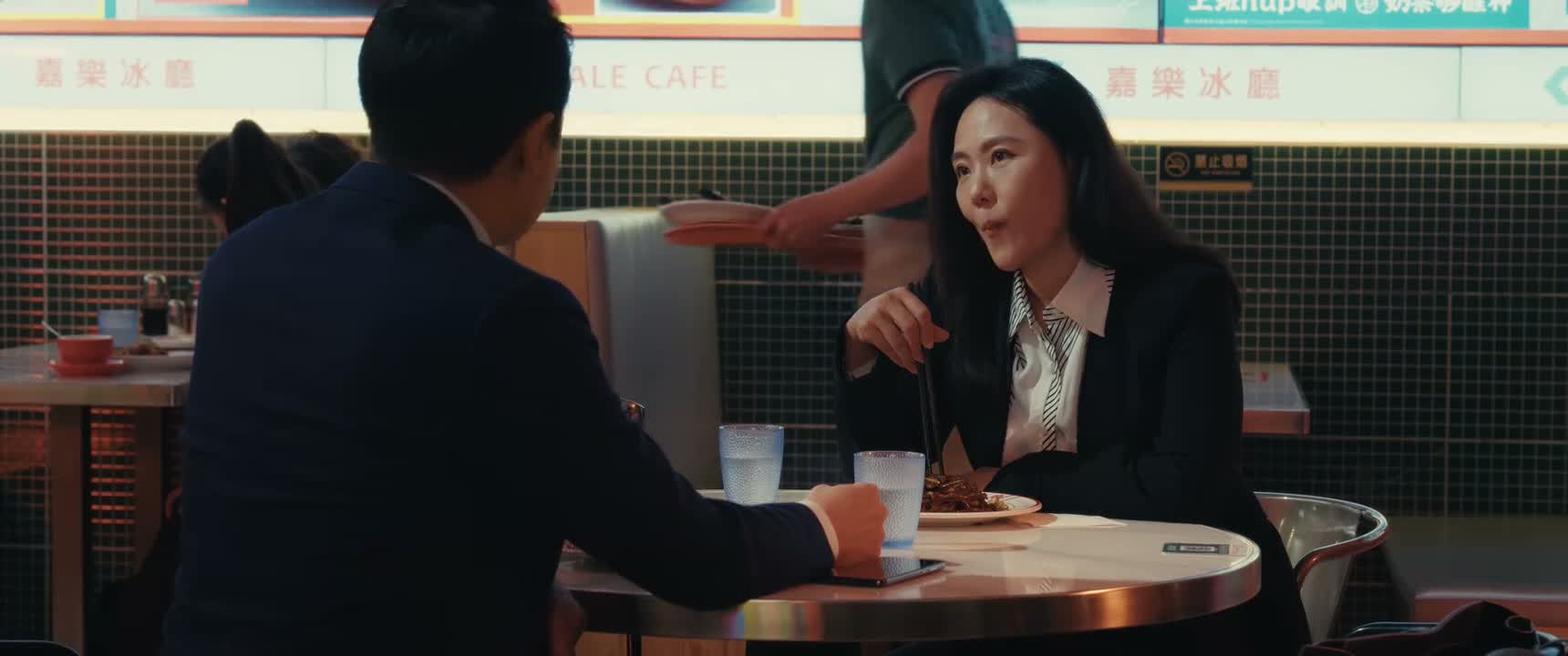 有什么不合适 我跟她是夫妻