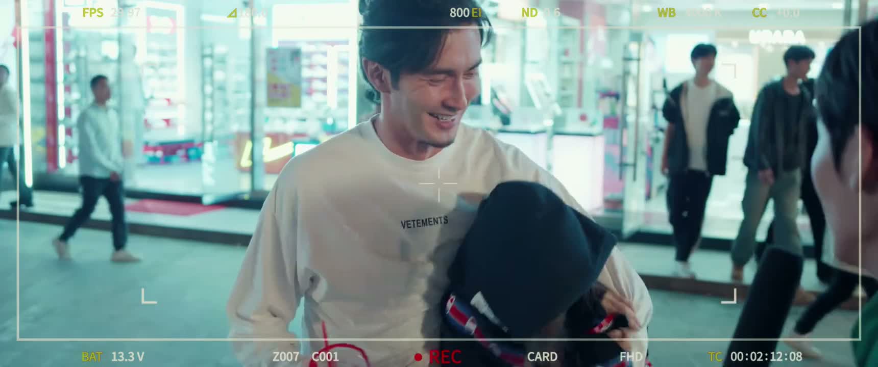 那就祝你们百年好合