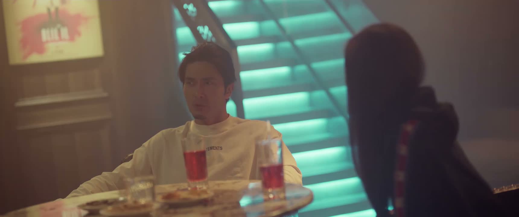 我觉得你就像个照妖镜