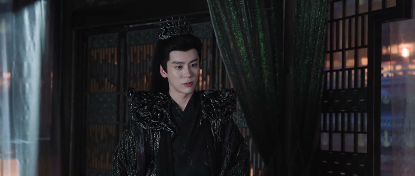 我只能把你锁在这儿了