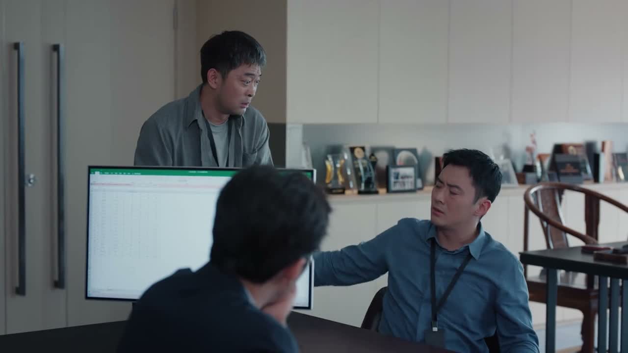 借口可以当饭吃吗 我们哪个不苦不累啊