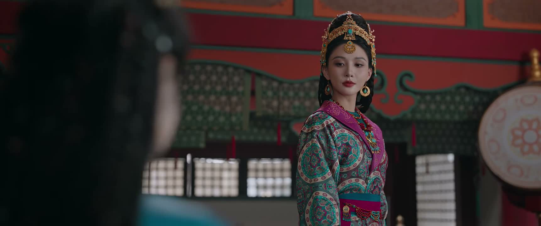 几位 请随我来