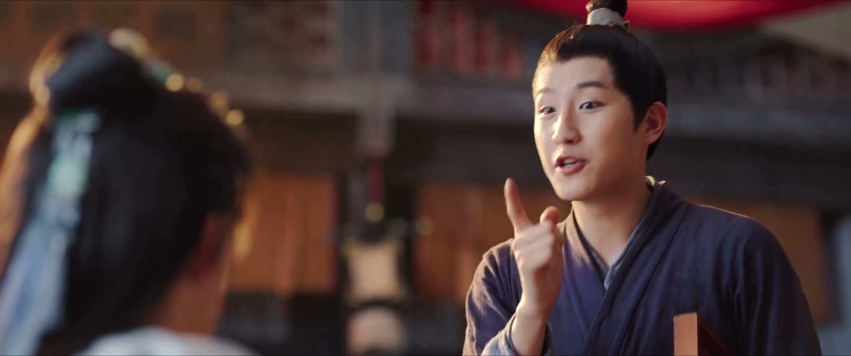 好像是平常的葛布衣裳